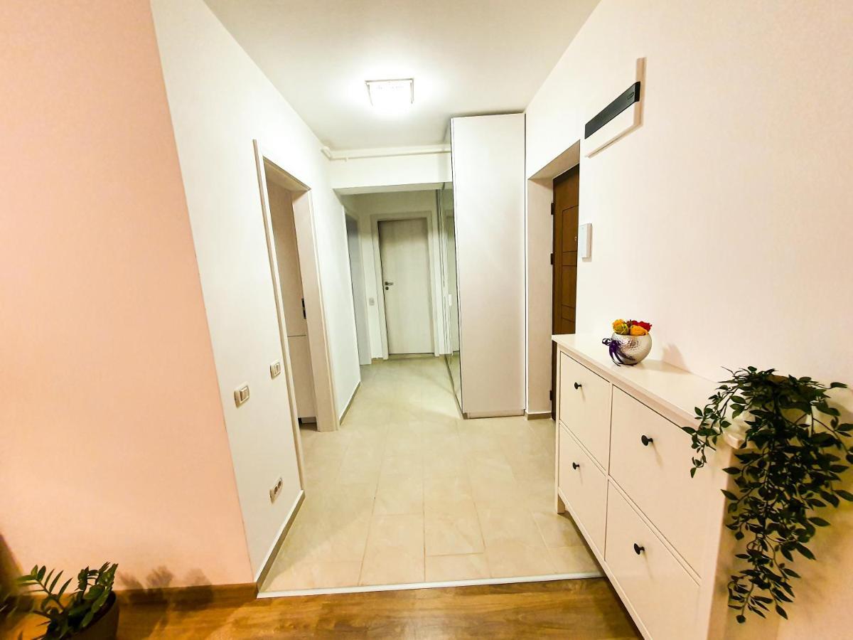 Luxurious Retreat 1Br Apartment With Netflix, Private Parking And Self Check In Popesti-Leordeni Exterior foto